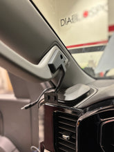 Load image into Gallery viewer, Edge A-Pillar Display Mount 2024-2025 GM 2500/3500 and 2022.5-2025 GM 1500 Refresh