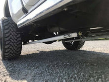 Load image into Gallery viewer, 2011-2019 DURAMAX 60" TRACTION BAR KIT (RCLB/CCSB/ECSB)
