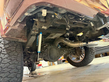 Load image into Gallery viewer, KING 2.5 PERFORMANCE SERIES RESERVOIR SHOCKS, 2011-2025+ Chevy/GMC 2500/3500HD