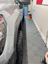 Load image into Gallery viewer, Cognito 2.5-Inch Standard Lift Kit, 2024+ 2500HD AT4X/ZR2