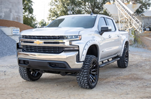 Load image into Gallery viewer, RC OVAL NERF STEP CREW CAB | CHEVY/GMC 1500/2500HD/3500HD (19-25)