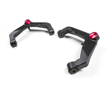 Load image into Gallery viewer, Zone ADVENTURE SERIES UPPER CONTROL ARM KIT (2001 - 2010 GM HD)