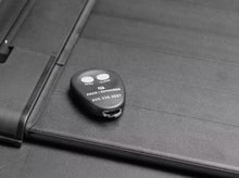 Load image into Gallery viewer, Pace Edwards UltraGroove Electric Retractable Tonneau Cover Silverado Sierra 2500/3500HD