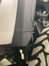 Load image into Gallery viewer, 2020+ GMC 2500/3500 FRONT FENDER FLARE CAPS