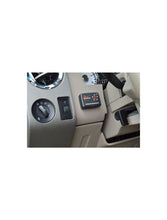 Load image into Gallery viewer, Titan Fuel Tanks Travel Trekker 50 Gallon Auxiliary Fuel System (5410050)