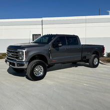 Load image into Gallery viewer, 3.5-5.5" Lift Kit For 2023+ F250/F350
