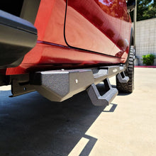 Load image into Gallery viewer, ATTITUDE MODULAR SIDE STEPS - BLACK - 2020-2022 CHEVY/GMC CREW CAB Chassis Unlimited Inc. 
