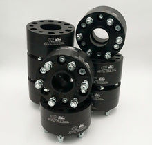 Load image into Gallery viewer, 1.7&quot; BORA 6 Lug spacers 6x139.7 (sold in Pairs)
