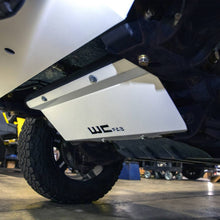 Load image into Gallery viewer, Wcfab 2011-2019 GM 2500/3500 HD Lower Splash Shield Kit
