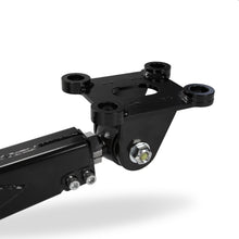 Load image into Gallery viewer, Cognito SM Series LDG Traction Bar Kit For 11-19 Silverado/Sierra 2500/3500 2WD/4WD With 0 - 9&quot; Inch Rear Lift Height
